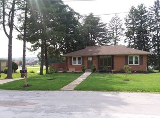 1 Carlisle Ct, York, PA 17408
