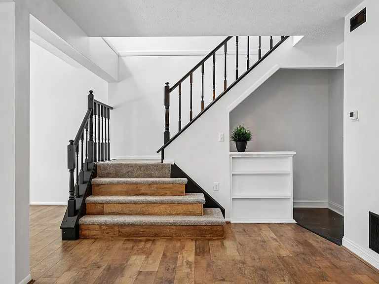 1608 Shady Cove Ln — Photo 20