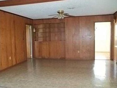 4th image of 1002 S Dogwood Dr