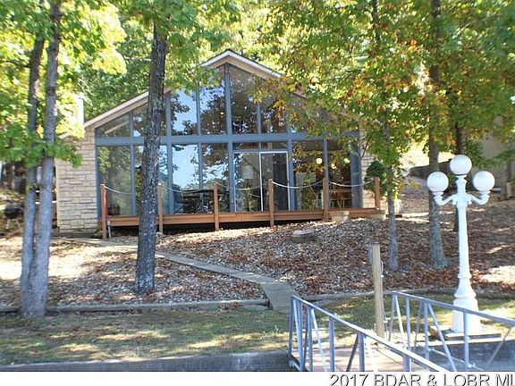 Lake side/Front of house