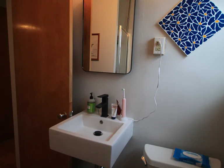 718 E Foster Ave #2 — Photo 13