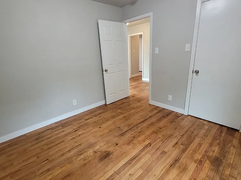 135 Eisenhower Blvd #A — Photo 3