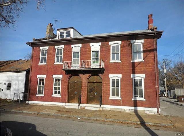 1st image of 217-219 Robert Ave