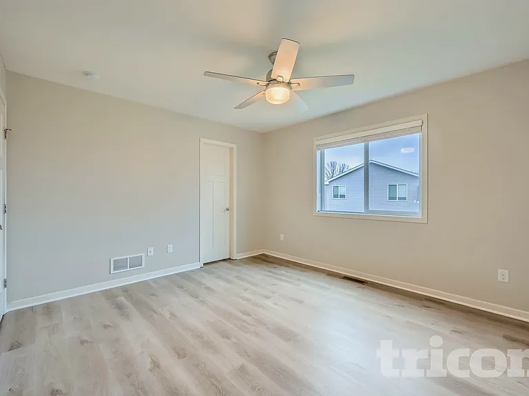 10093 179th Ave NW — Photo 19