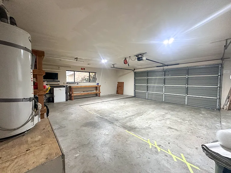 23891 Shoreline Ct — Photo 9