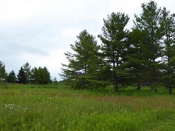 4th image of 74 Country Club Ct