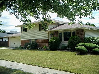 1st image of 18227 S 65th Ave