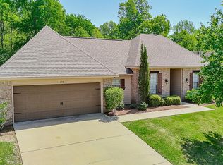 175 Memory Ln, Madison, MS 39110