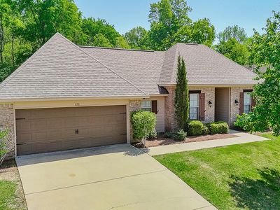 175 Memory Ln, Madison, MS, 39110
