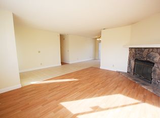 21110 Rambling Rd, Apple Valley, CA 92308