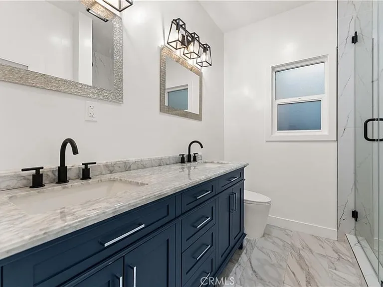 2216 Veteran Ave — Photo 12