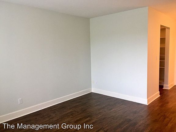 5th image of 520 SE Columbia River Dr APT 221