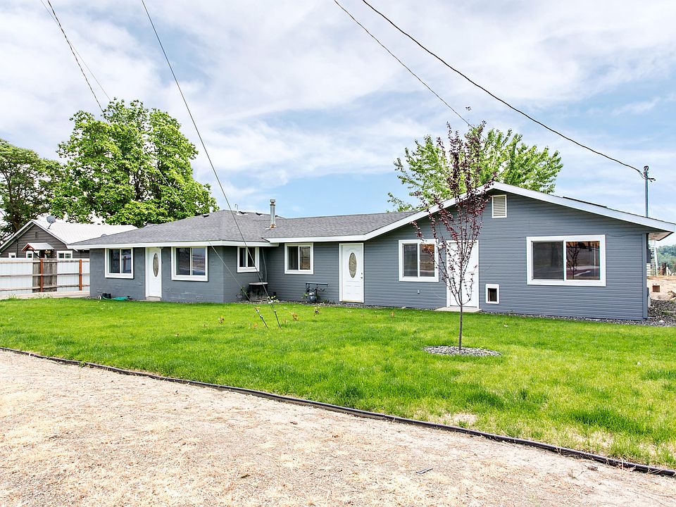 1st image of 206 1st Ave