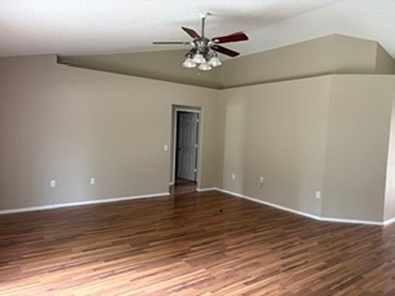 2nd image of 1503 Lake Thomas Loop