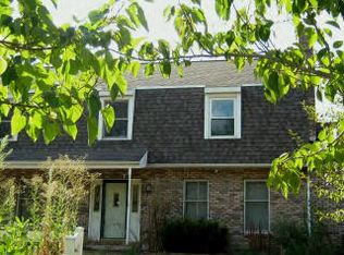300 Chicago St, Alvin, IL 61811