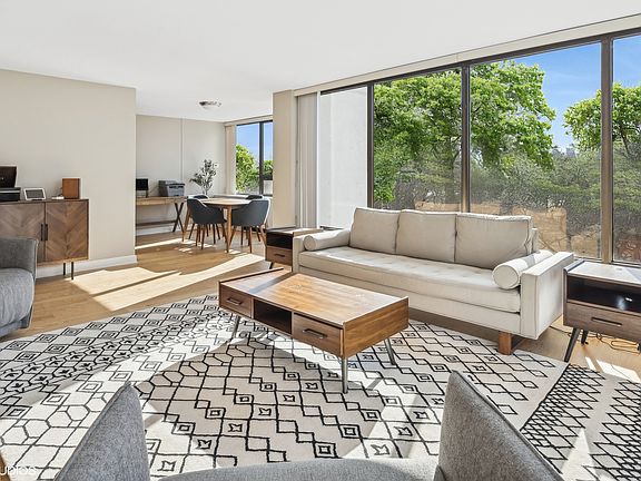 2nd image of 2800 N Lake Shore Dr APT 416