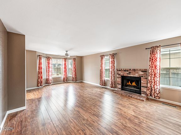 5th image of 1523 Woodhaven Ln