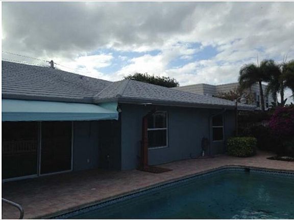 2nd image of 4050 Bayview Dr