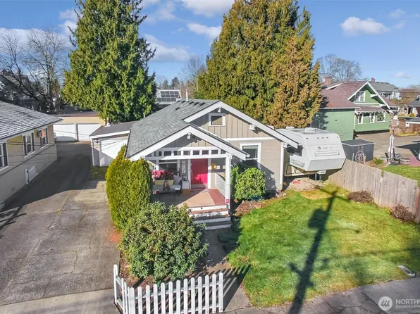 424 2nd Street NW, Puyallup, WA 98371