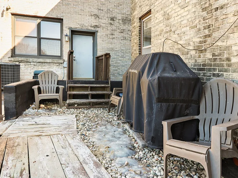 1216 Williamson St — Photo 21