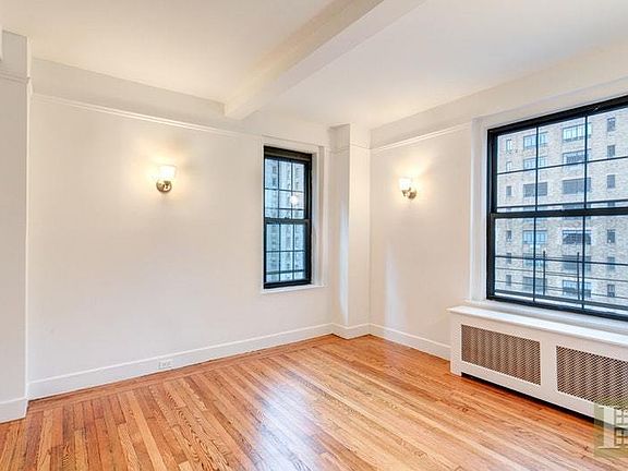 3rd image of 15 Park Ave APT 11B