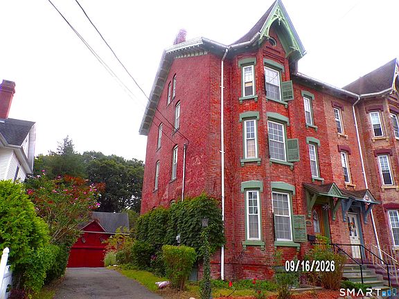 2nd image of 11 William Street