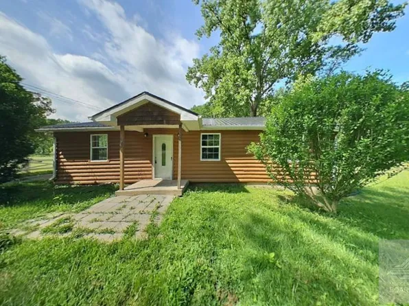22616 Seneca Trl S, Union, WV 24983