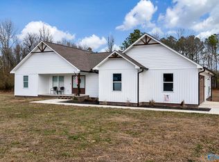 3423 Fry Gap Rd, Arab, AL 35016