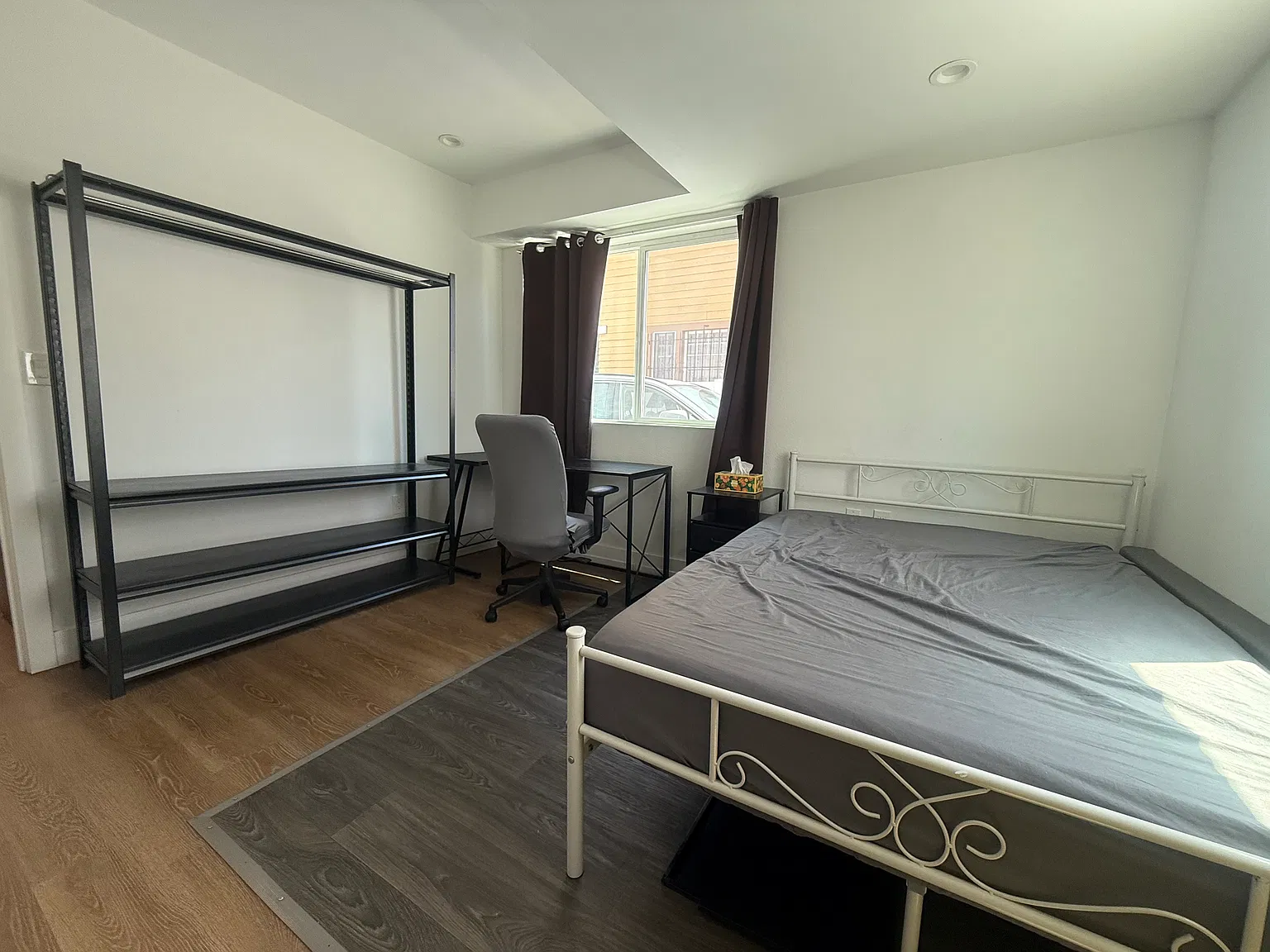2 bed, $3,000 — Photo 3