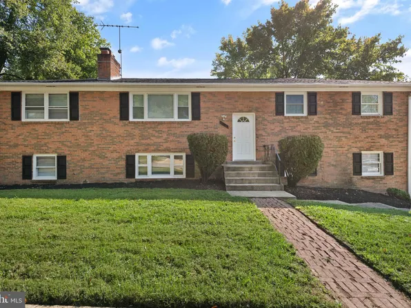 11412 Hermitt St, Clinton, MD 20735
