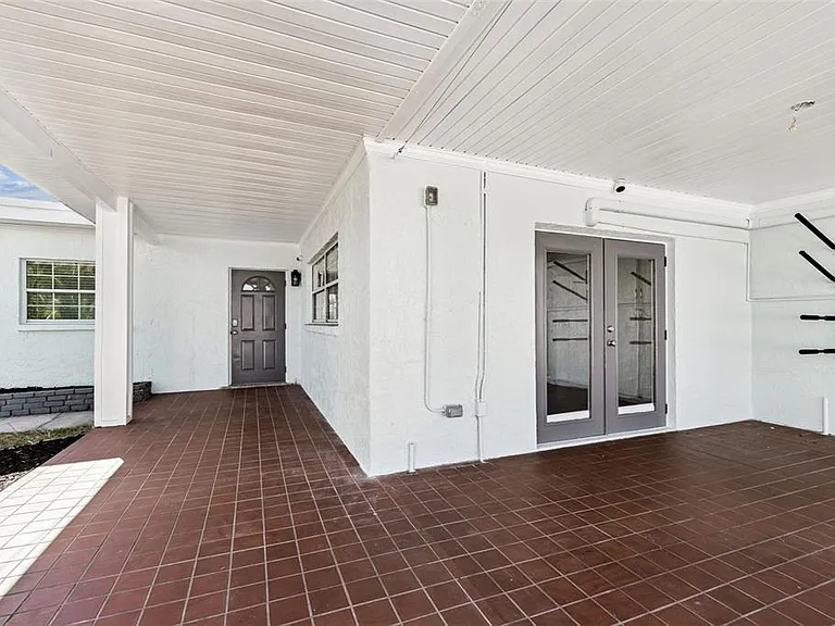1733 Bayou Grande Blvd NE — Photo 8