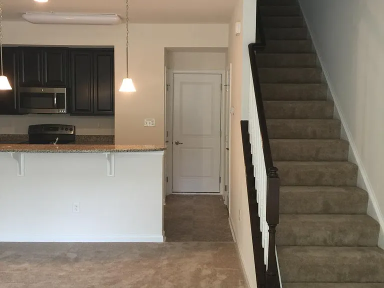 46 Eagle Ln — Photo 8