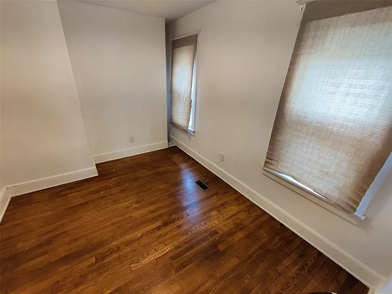 276 Main St #1R — Photo 8