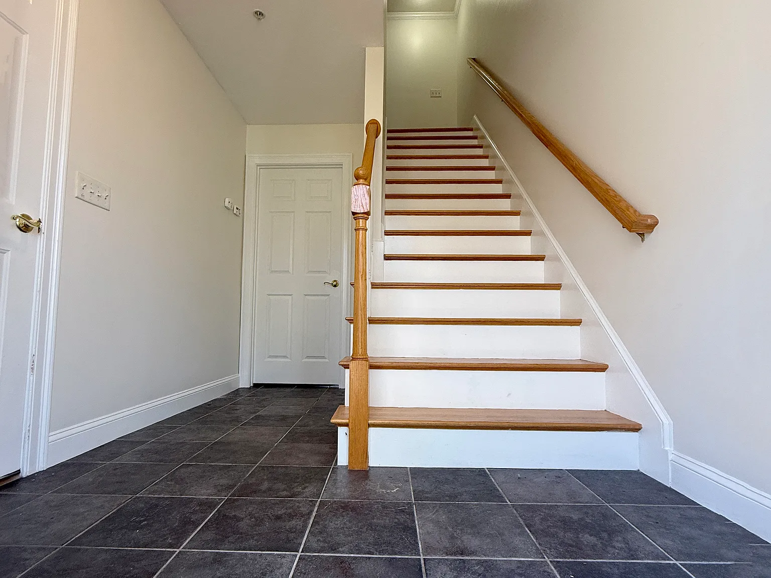 2 bed, 1.5 bath, 1248 sqft, $3,000 — Photo 3