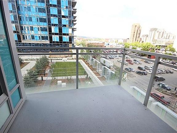 4th image of 901 10th Ave SW #903