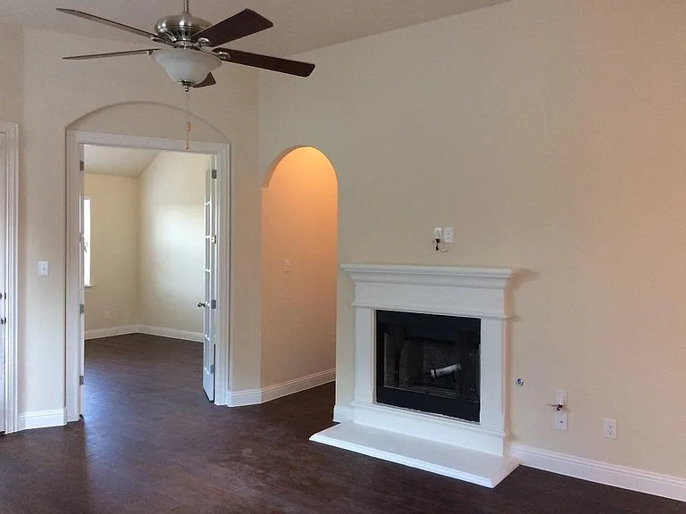5820 Fremont Dr — Photo 10