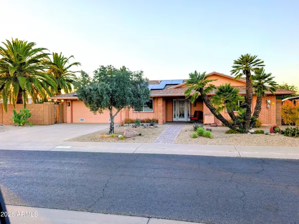 11052 W MEADE Drive, Sun City, AZ 85351