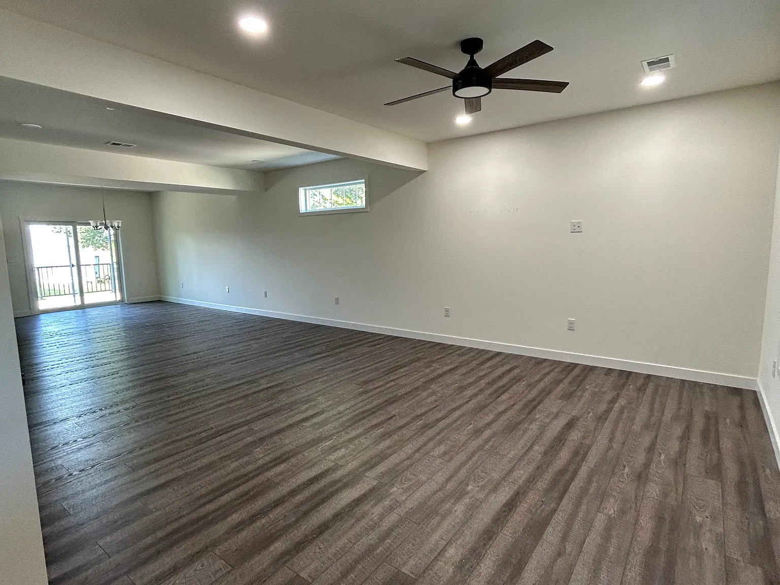 3 bed, 2.5 bath, $1,800 — Photo 3