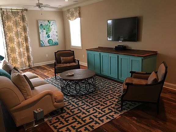 2nd fl. with surround sound