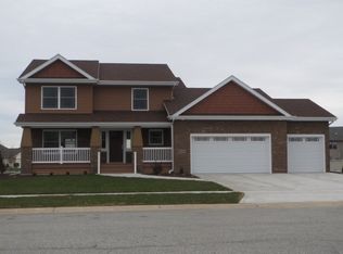 6575 Coyote Ct, Schererville, IN 46375