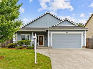 808 Park Pl S, Monmouth, OR 97361