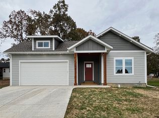 421 Wyndom Dr, Gassville, AR 72635