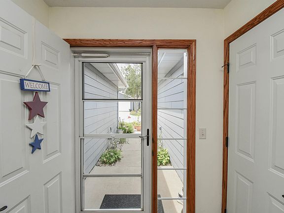 2nd image of 1319 N Fir Pl #22
