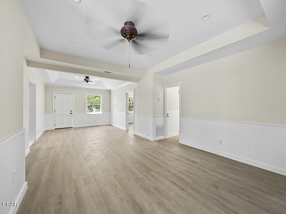 3rd image of 604 Sea Breeze Dr