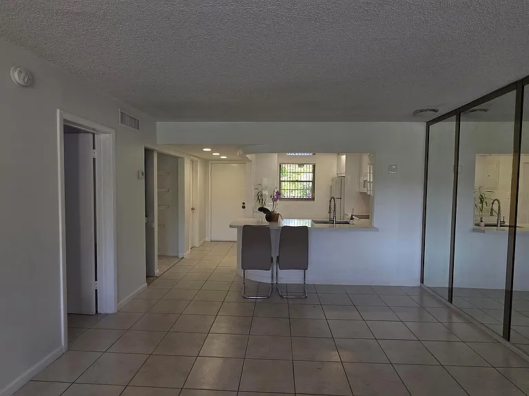 3905 N Nob Hill Rd #206 — Photo 24