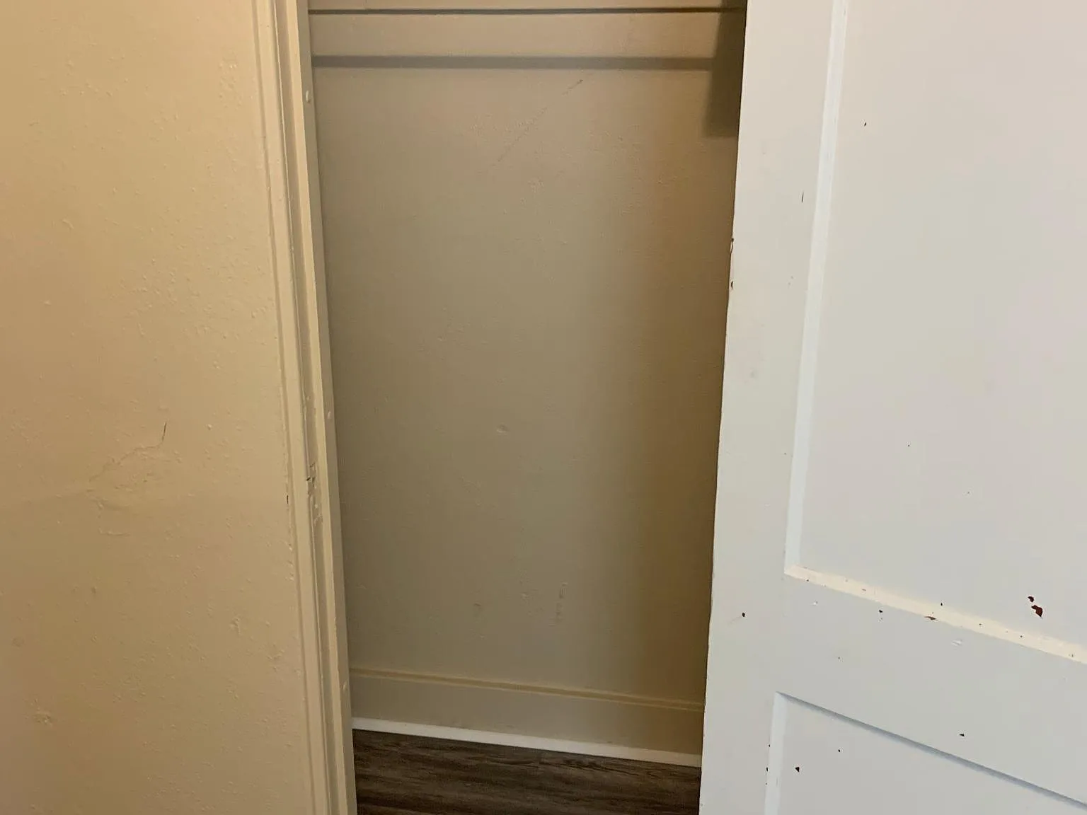 2 bed, 650 sqft, $650 — Photo 2