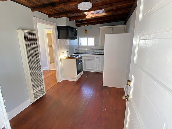 2nd image of 4482 Georgia St #6
