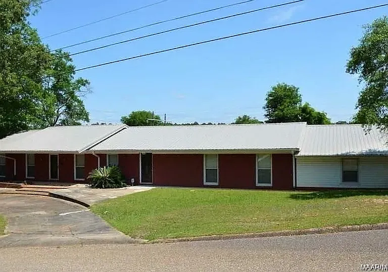 46 Richardson Dr #B — Photo 1