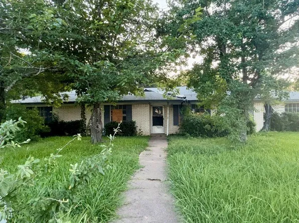 237 Palm Dr, Marlin, TX 76661