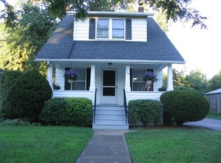 1509 Holmden Rd, South Euclid, OH 44121